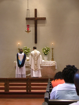 Christ Anglican, Carefree, AZ (Interior)