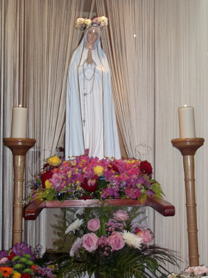 Blessed Sacrment Shrine, Liverpool (Statue)