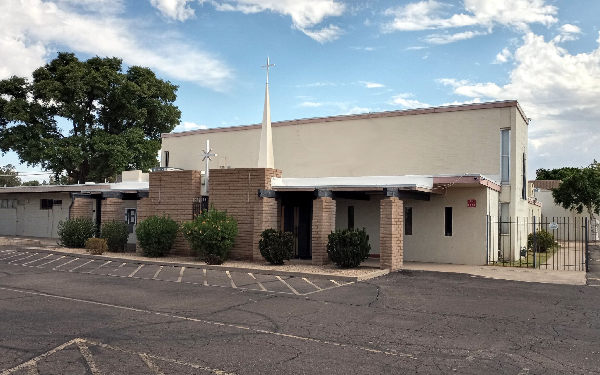 Ship of Fools: St Paul Lutheran, Phoenix, Arizona, USA